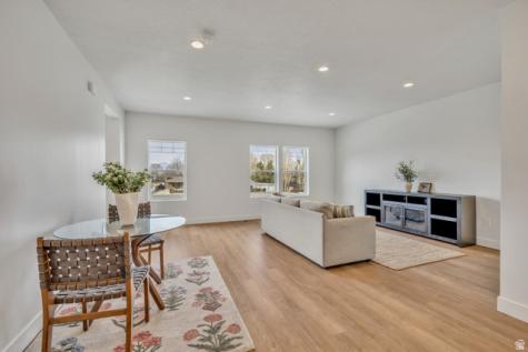 330 E 7635 S Sandy UT 84047