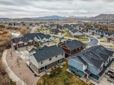 228 E Hummingbird Court Saratoga Springs UT 84045