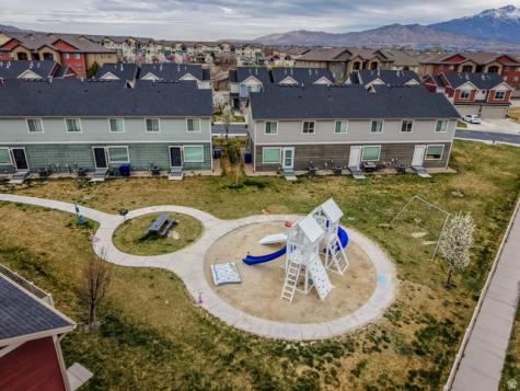 228 E Hummingbird Court Saratoga Springs UT 84045