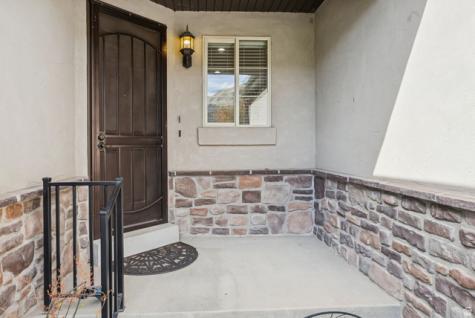 147 N 360 W Centerville UT 84014