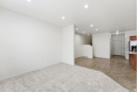 147 N 360 W Centerville UT 84014