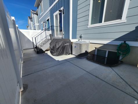 1736 E Fall Street N Eagle Mountain UT 84005