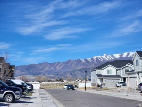 1736 E Fall Street N Eagle Mountain UT 84005