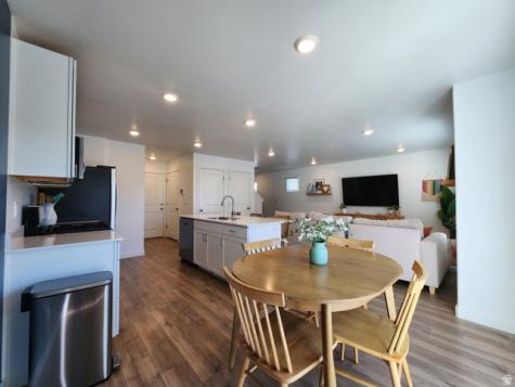 1736 E Fall Street N Eagle Mountain UT 84005