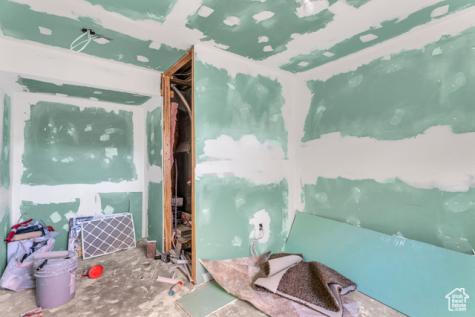 1909 N 70 W Tooele UT 84074