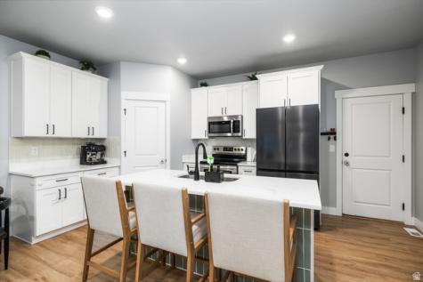 1161 N 550 W Tooele UT 84074