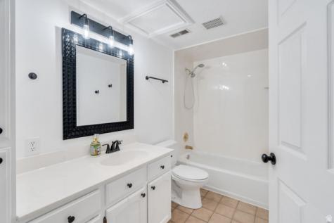 2306 N 390 E Provo UT 84604