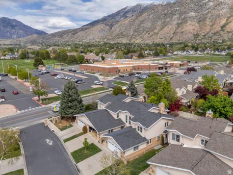 2306 N 390 E Provo UT 84604
