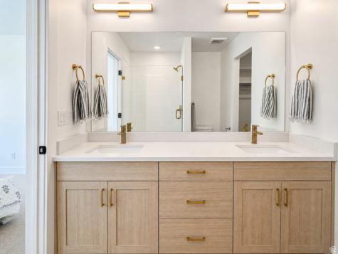 866 E Brookshade Lane S Murray UT 84107