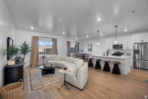 1737 S Ripple Rock Drive Washington UT 84780