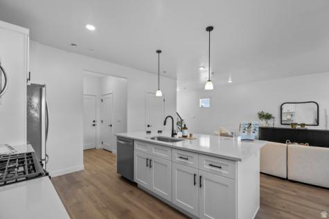 1737 S Ripple Rock Drive Washington UT 84780
