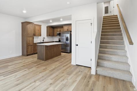 1271 S 985 E Ogden UT 84404