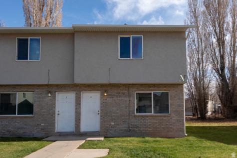 275 S 300 E Roosevelt UT 84066