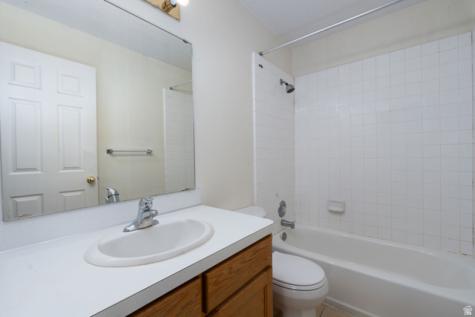 275 S 300 E Roosevelt UT 84066