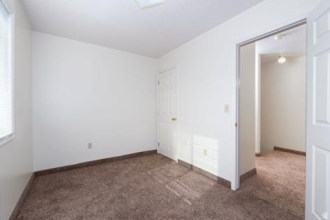 275 S 300 E Roosevelt UT 84066