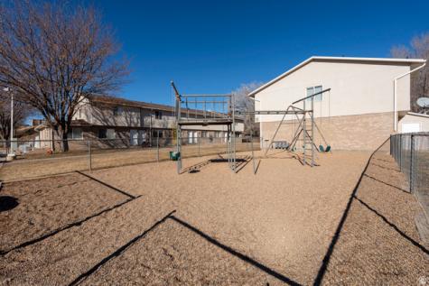 275 S 300 E Roosevelt UT 84066