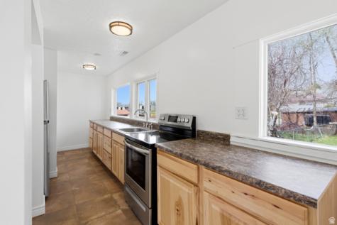 1060 E Sullivan Road Ogden UT 84403