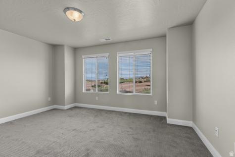 999 N Casitas Loop Washington UT 84780