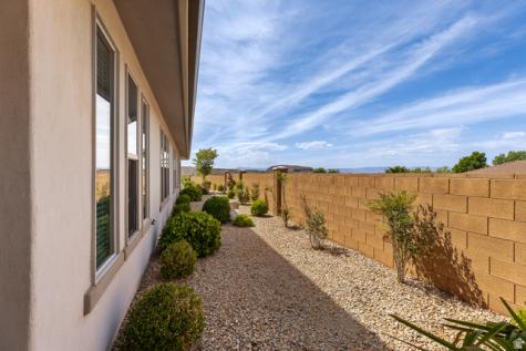 999 N Casitas Loop Washington UT 84780