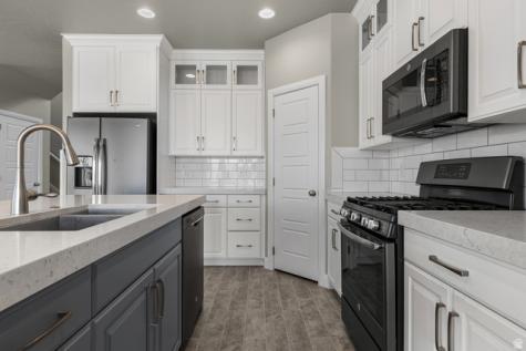 999 N Casitas Loop Washington UT 84780