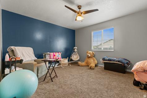 279 E 2300 N North Ogden UT 84414