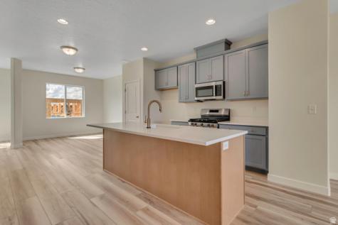 492 S 700 W American Fork UT 84003