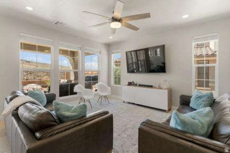 2264 E Cascada Way Washington UT 84780