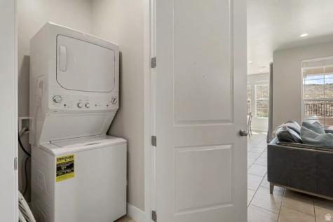 2264 E Cascada Way Washington UT 84780