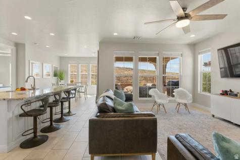 2264 E Cascada Way Washington UT 84780
