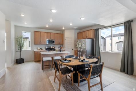 1348 N 1360 E Payson UT 84651