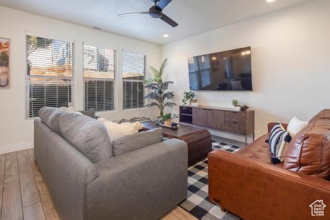 1377 E Vista Roja Place Washington UT 84780