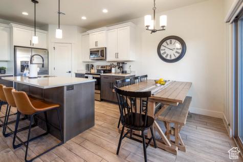 1377 E Vista Roja Place Washington UT 84780