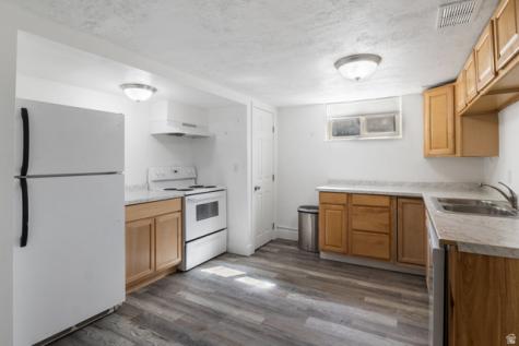 732 E 1000 S Clearfield UT 84015