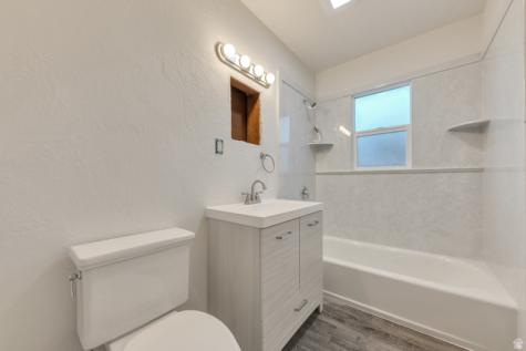 338 E 200 S Clearfield UT 84015