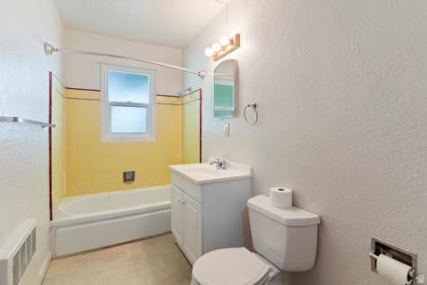 338 E 200 S Clearfield UT 84015