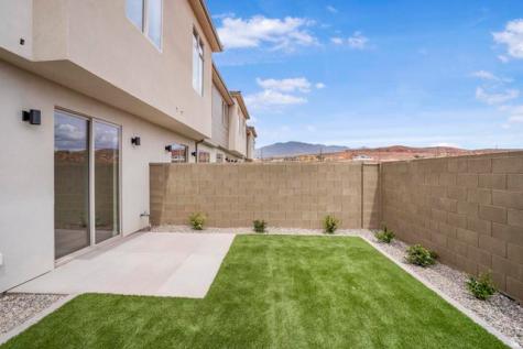 978 N Manen Street Washington UT 84780