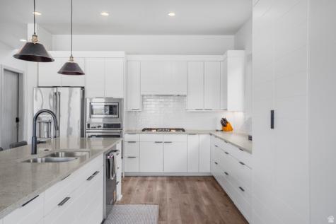 2272 N Double Eagle Lane Washington UT 84780