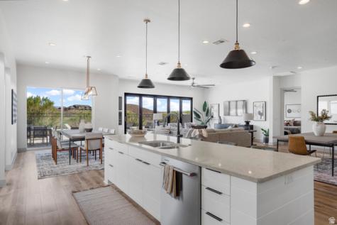 2272 N Double Eagle Lane Washington UT 84780