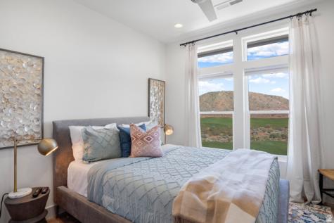 2272 N Double Eagle Lane Washington UT 84780