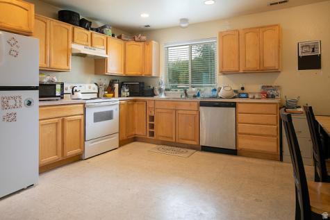 133 N Pingree Avenue Ogden UT 84404
