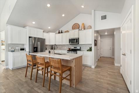 501 E Lone Star Saratoga Springs UT 84045