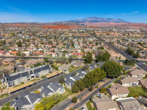 345 N 2450 E St. George UT 84790