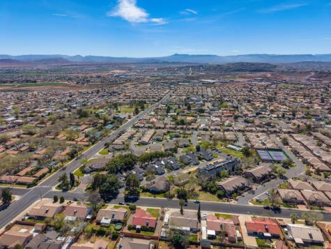 345 N 2450 E St. George UT 84790
