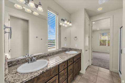 794 N Via Modelo Circle Washington UT 84780
