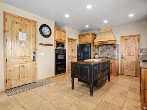 5184 E Fairview Loop C404 Eden UT 84310