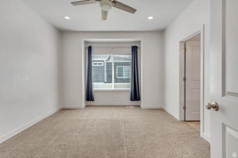 986 W Cyan Valley Way S Bluffdale UT 84065