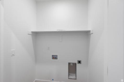 1299 E 1670 N Payson UT 84651