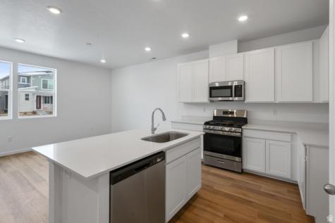 1299 E 1670 N Payson UT 84651