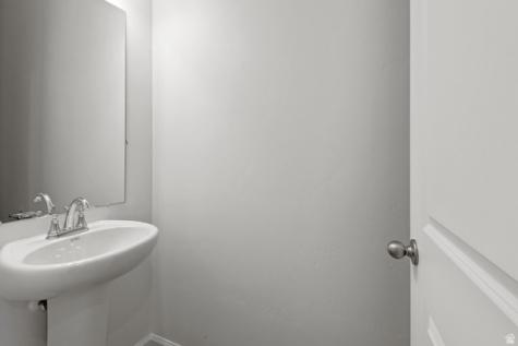 1299 E 1670 N Payson UT 84651