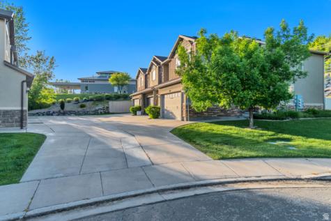 1643 N Hollyhock Farmington UT 84025